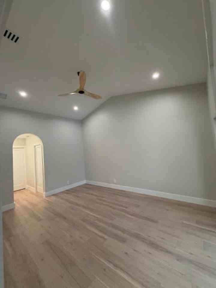 199 Sw 15th Ct - Photo 5 of 17