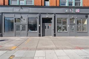 featured image of 319 N Salina St