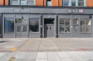 319 N Salina St - Photo 1 of 1