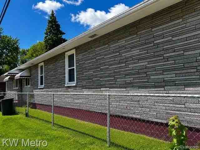 78 Orchard St - Photo 2 of 2
