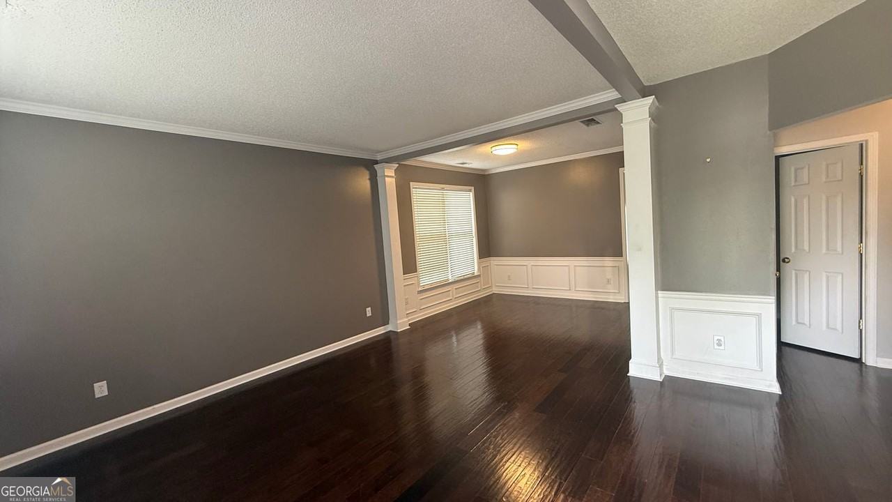2568 Alvecot Cir Se - Photo 7 of 38