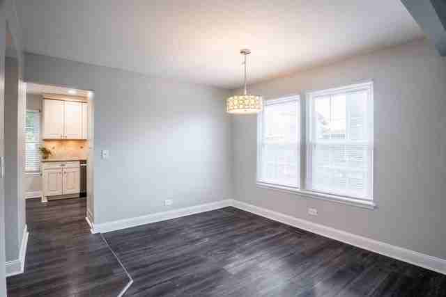 1575 Stockton Ln - Photo 5 of 32