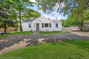 3621 Livernois Rd - Photo 1 of 1