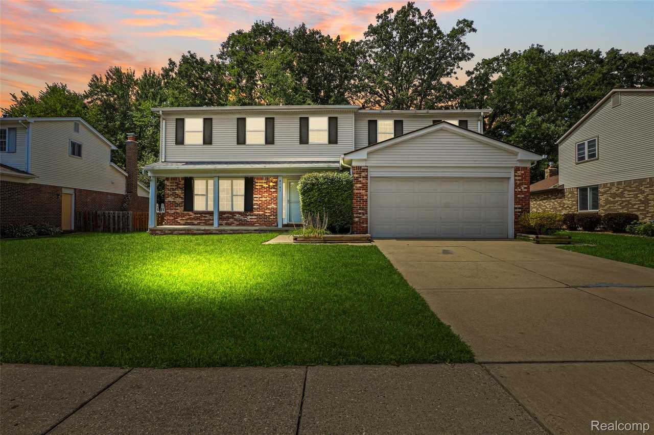 8167 Sandpiper St - Photo 2 of 44