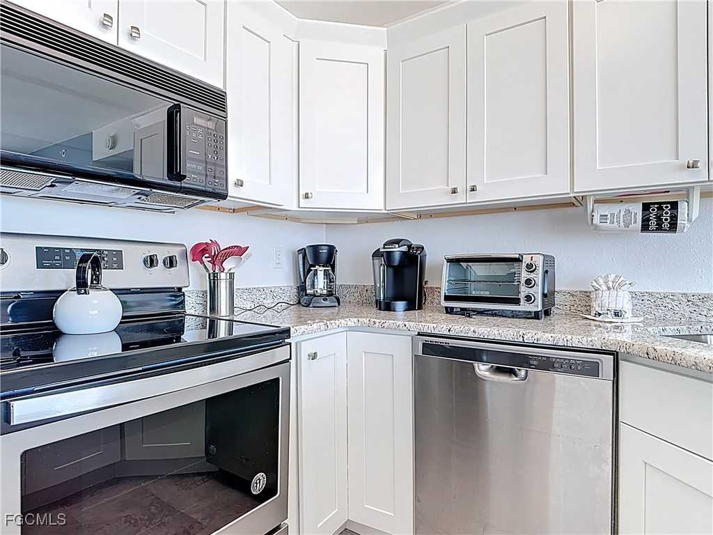 8701 Estero Blvd ##501 - Photo 7 of 24