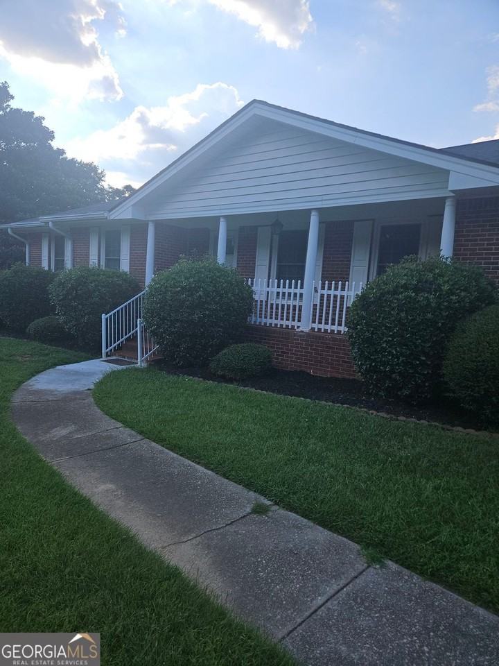 1148 Marifran Drive Ne #1148 - Photo 2 of 19