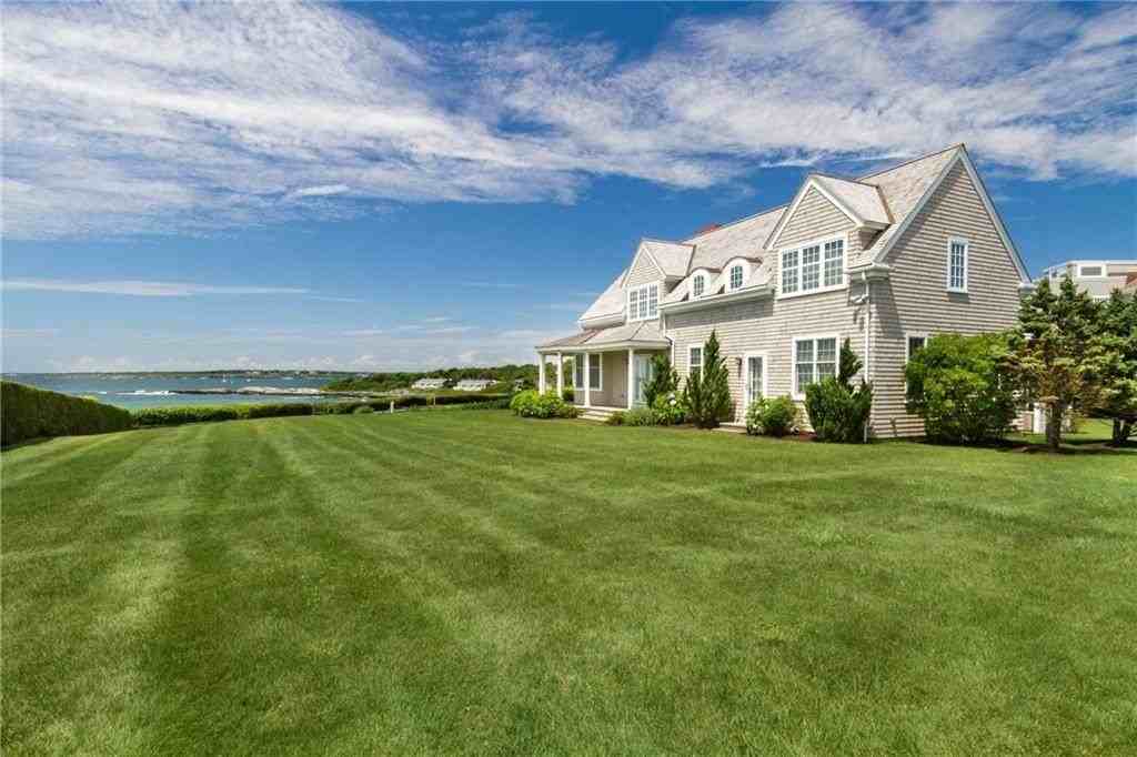 591 Ocean Ave - Photo 2 of 39