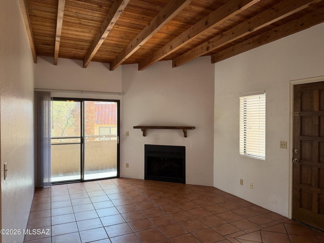 5750 N Camino Esplendora #204 - Photo 2 of 16