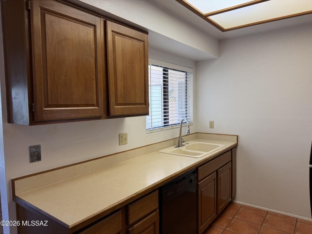 5750 N Camino Esplendora #204 - Photo 6 of 16