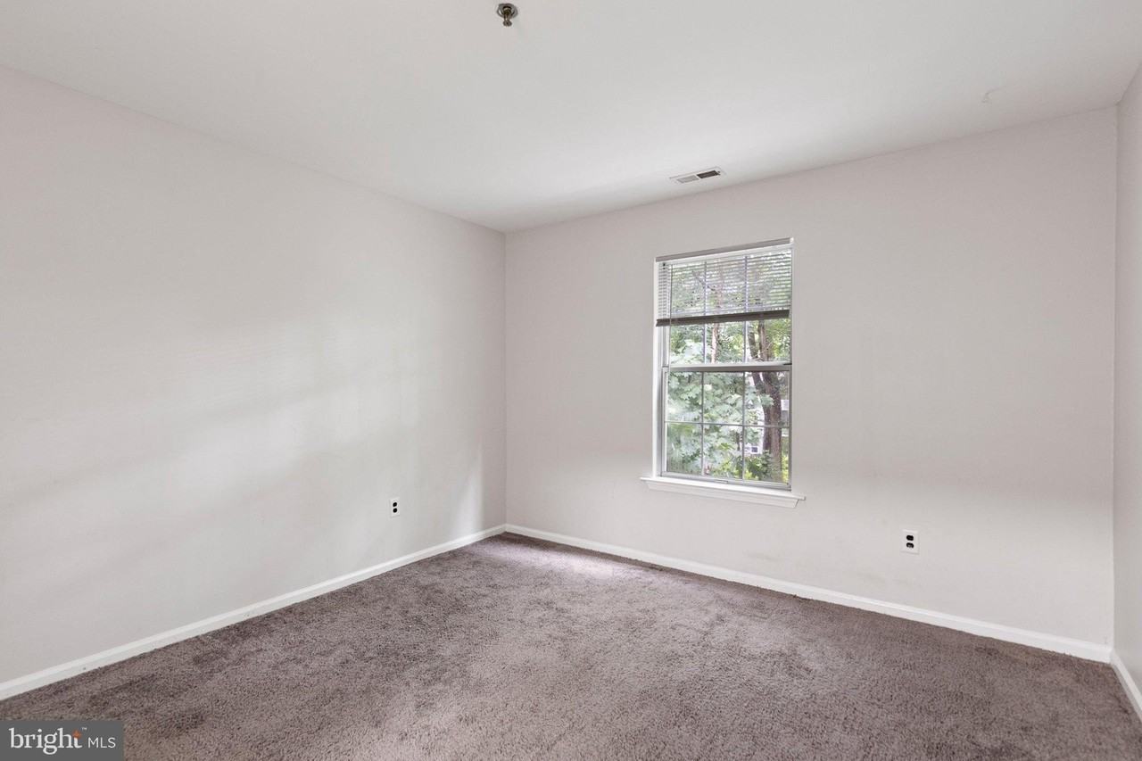 1024 Willings Way #1024 - Photo 7 of 20