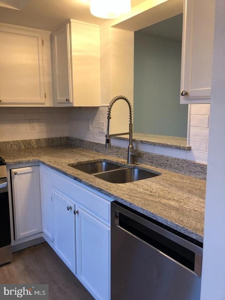 130 Remington Cir - Photo 5 of 13