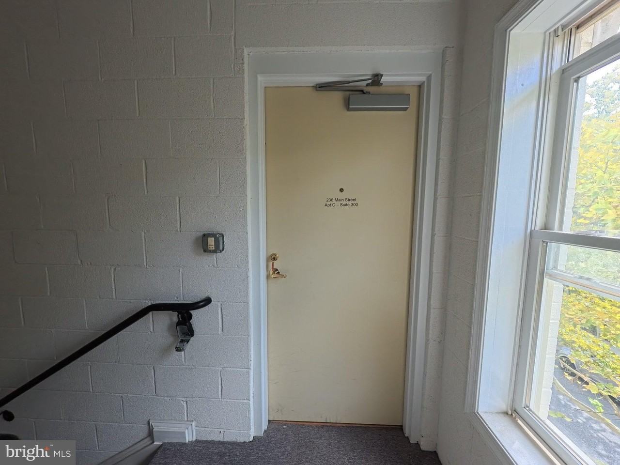 236 Main St #C - Photo 3 of 14