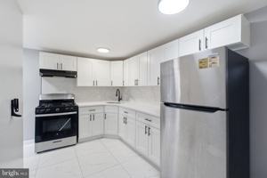 featured image of 216 Garden St