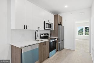669 N 39th St #3 - Photo 1 of 1