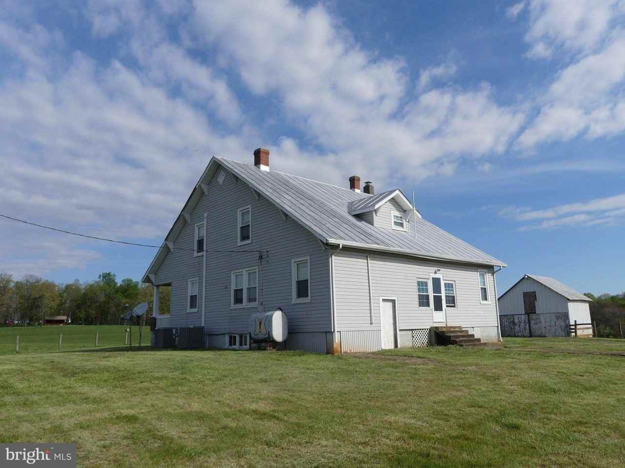 792 Willis Rd - Photo 3 of 42