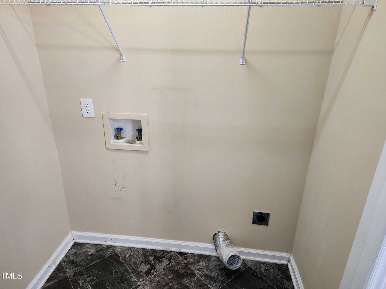 3809 Mardela Spring Dr - Photo 7 of 15