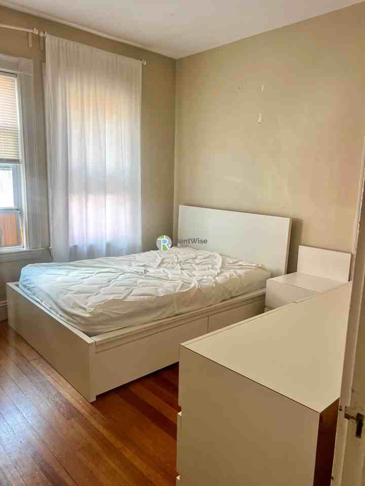 22 Curtis St - Photo 6 of 24