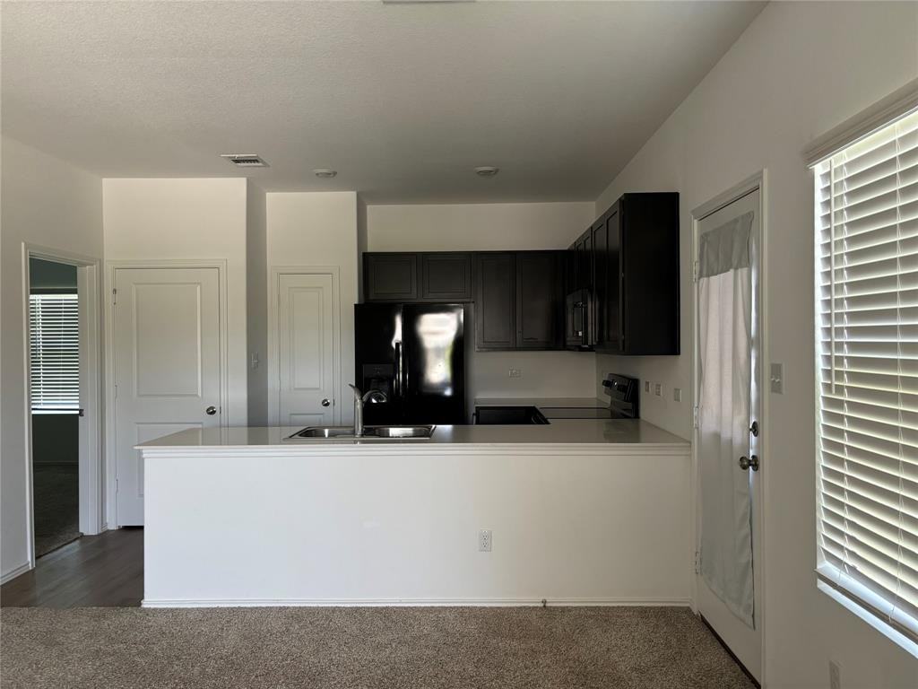 1104 Minnow Ln #1 - Photo 4 of 13