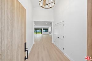 featured image of 23906 Mobile St