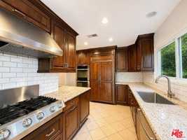 featured image of 2200 S Canfield Ave
