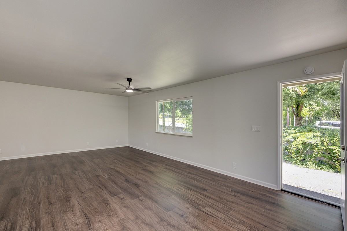 424 W Puainako St #1 - Photo 4 of 6
