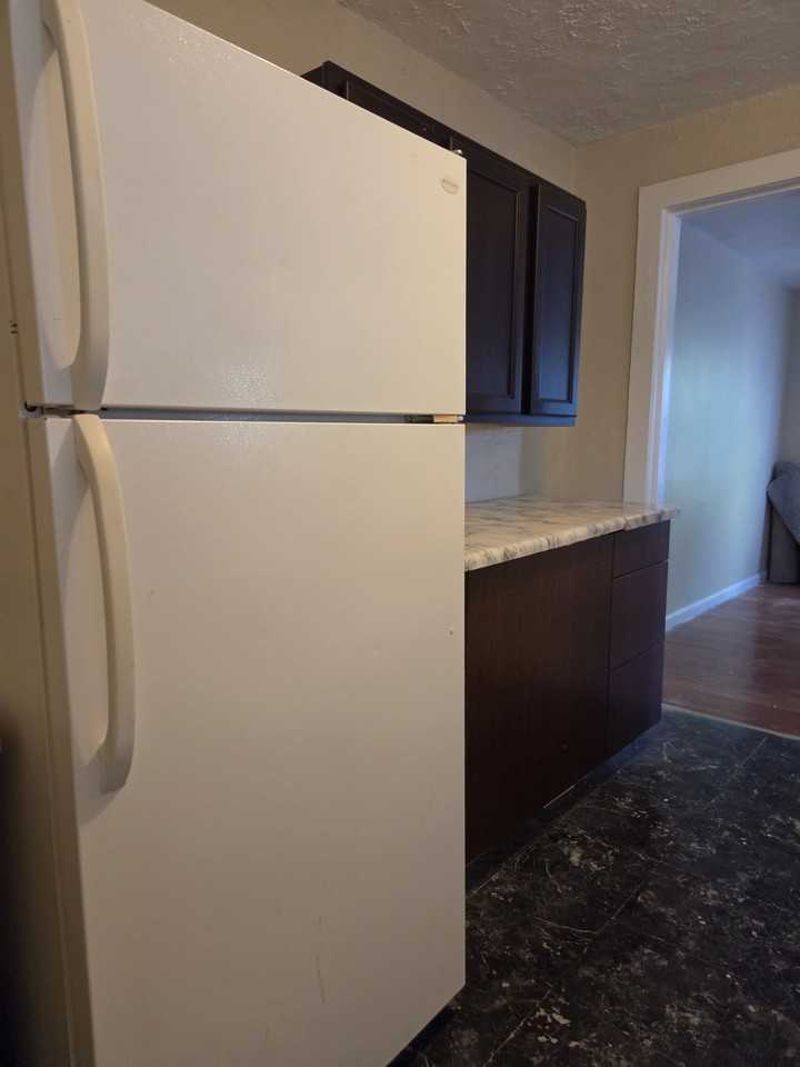 310 S 31st St #2 - Photo 3 of 18