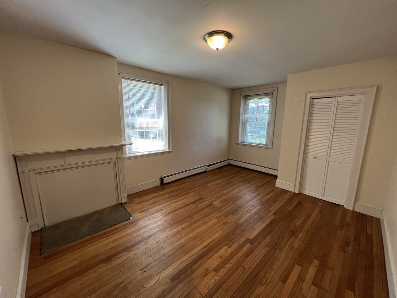 117 Mount Warner Rd #1 - Photo 5 of 18
