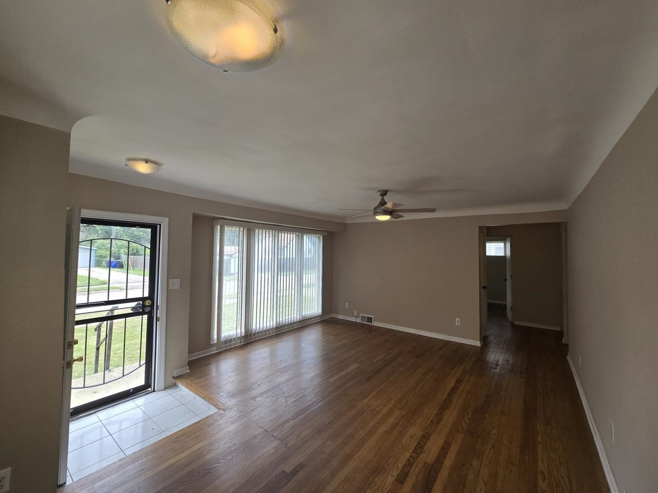 19514 Woodbine St #1 - Photo 2 of 21