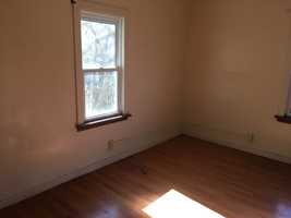 featured image of 939 Shady Ave #1