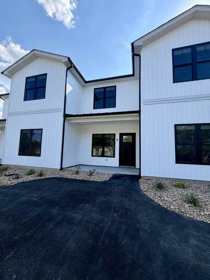 118 Beechwood Dr #B