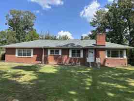 407 Elizabeth Dr #1 - Photo 1 of 1