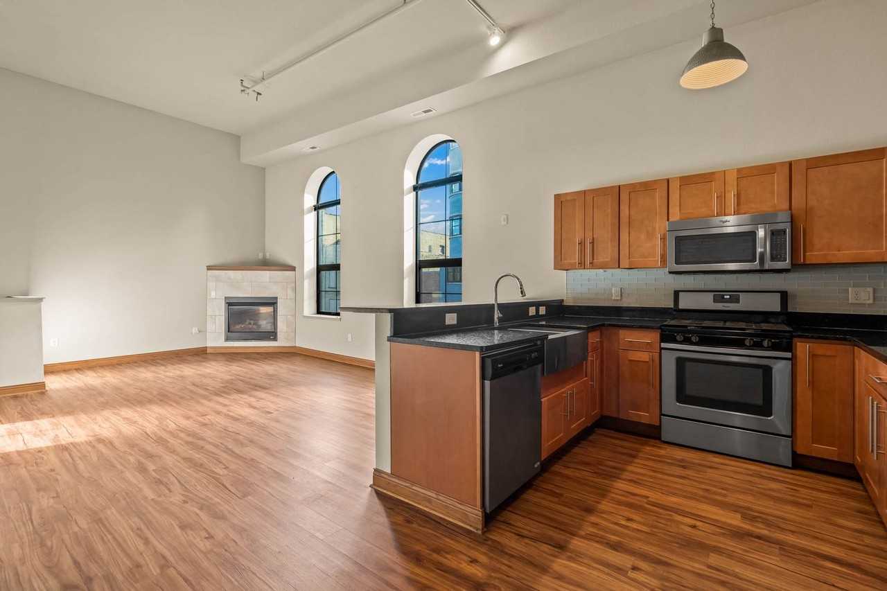 138 West Pittsburgh Avenue #138 - Photo 2 of 26