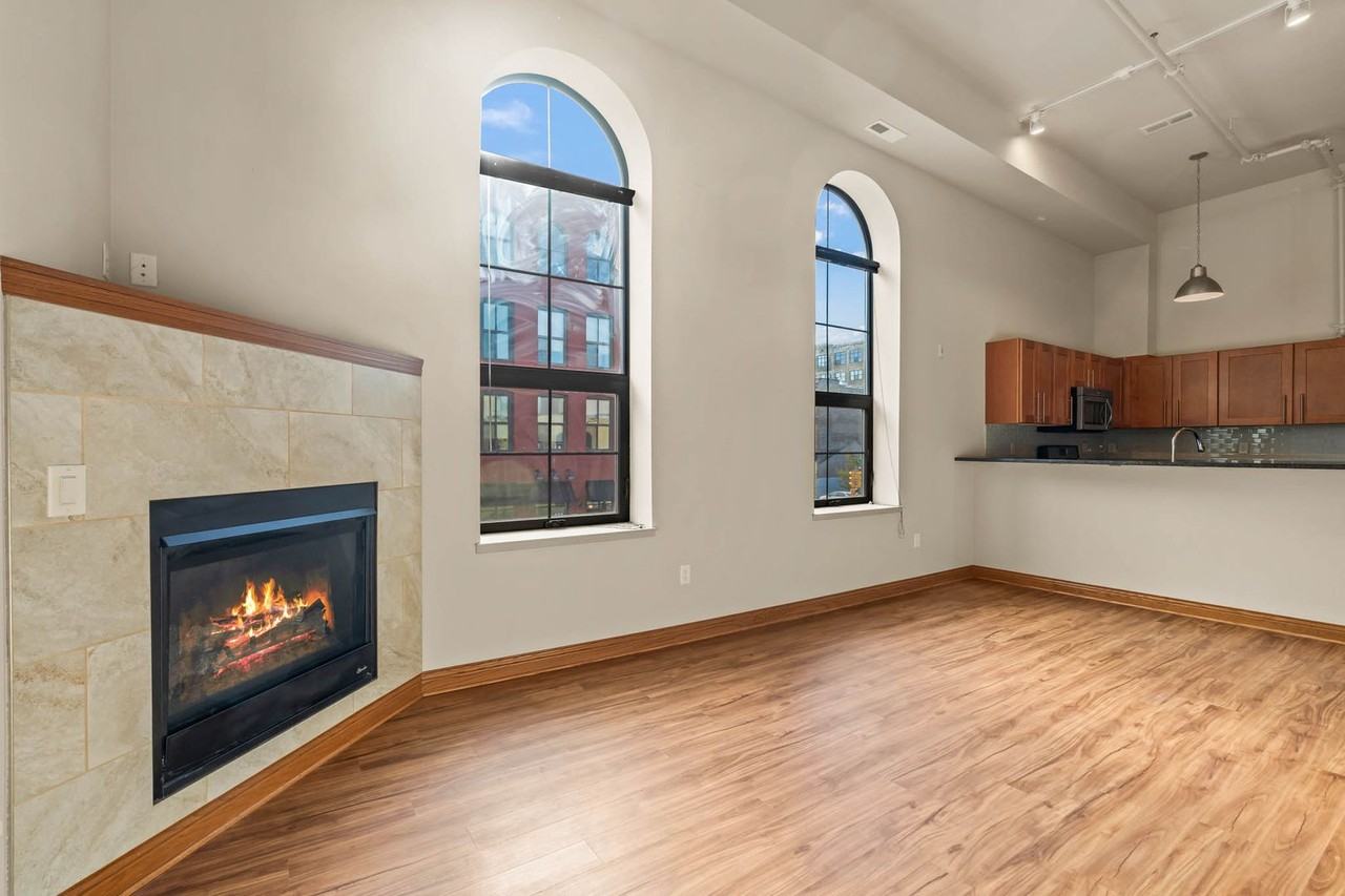 138 West Pittsburgh Avenue #138 - Photo 3 of 26
