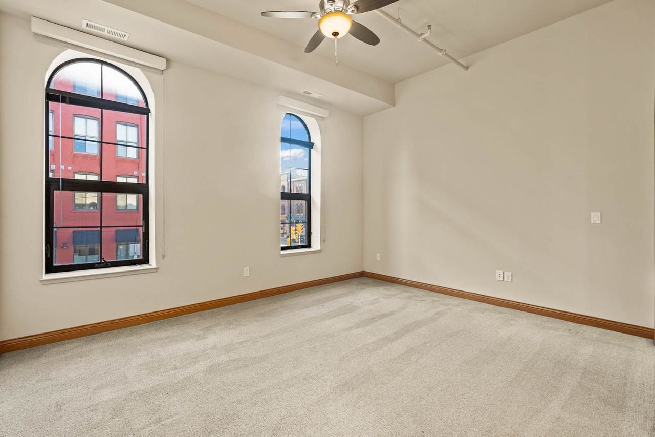 138 West Pittsburgh Avenue #138 - Photo 7 of 26
