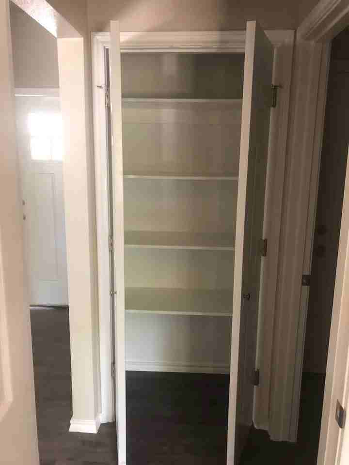 605 Williams Ave #1 - Photo 7 of 11