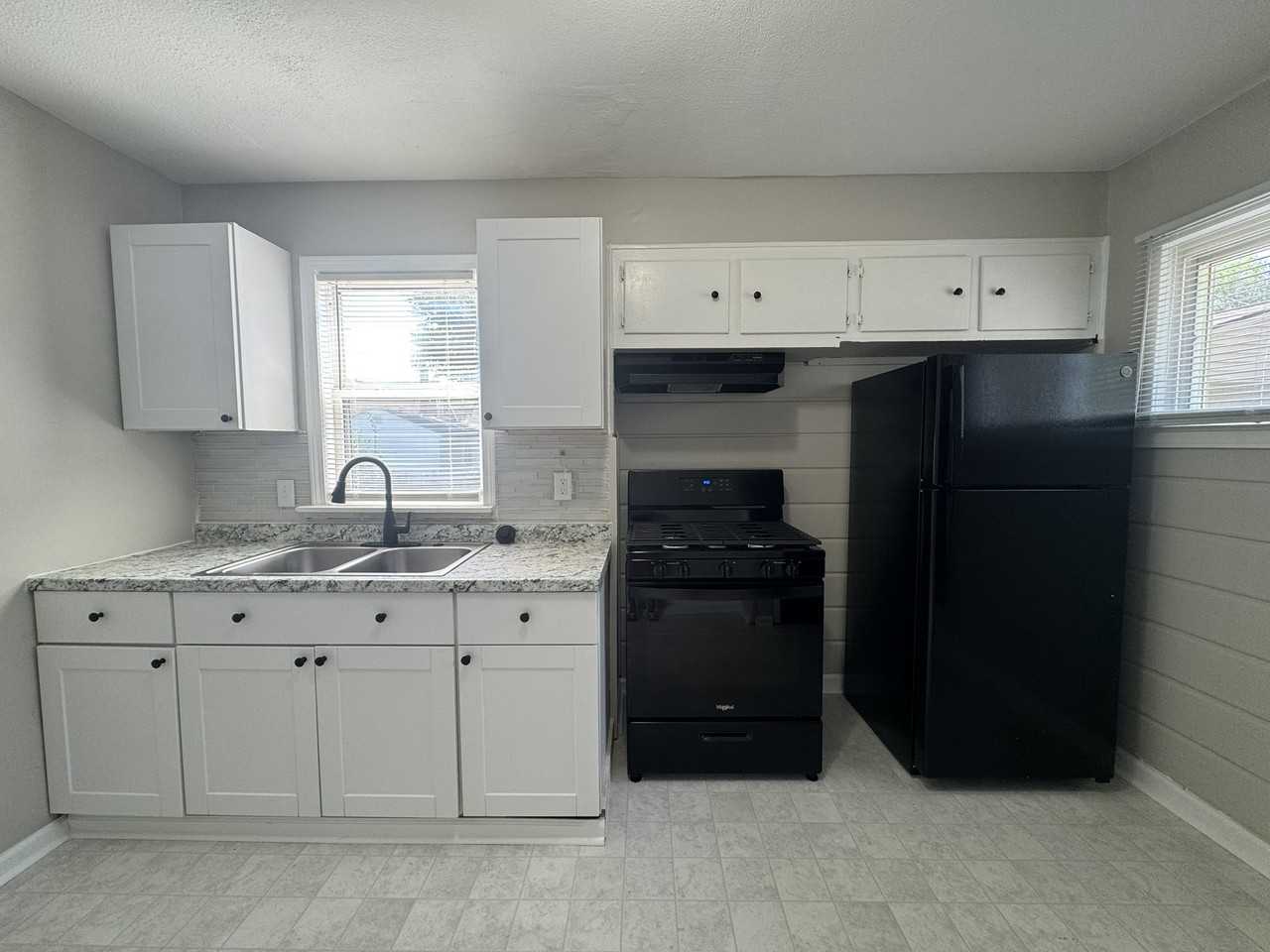 2003 Moran Ave #1 - Photo 4 of 13