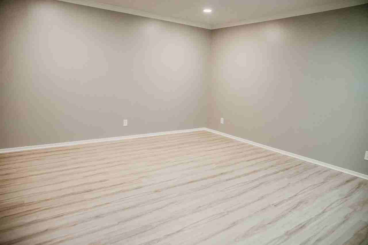 106 Idlewood St #1 - Photo 5 of 10