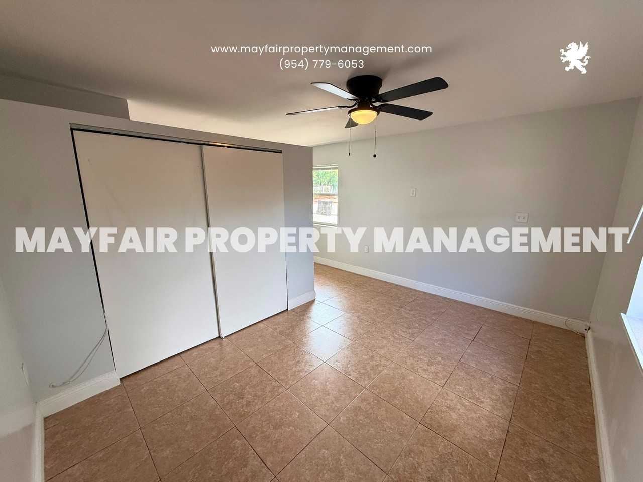 1336 Ne 1st Ave - Photo 4 of 13