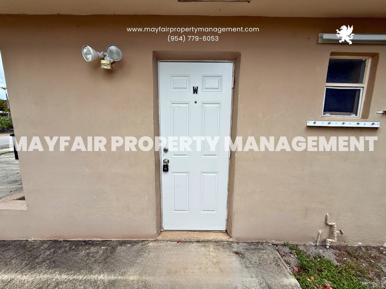 1336 Ne 1st Ave - Photo 6 of 13