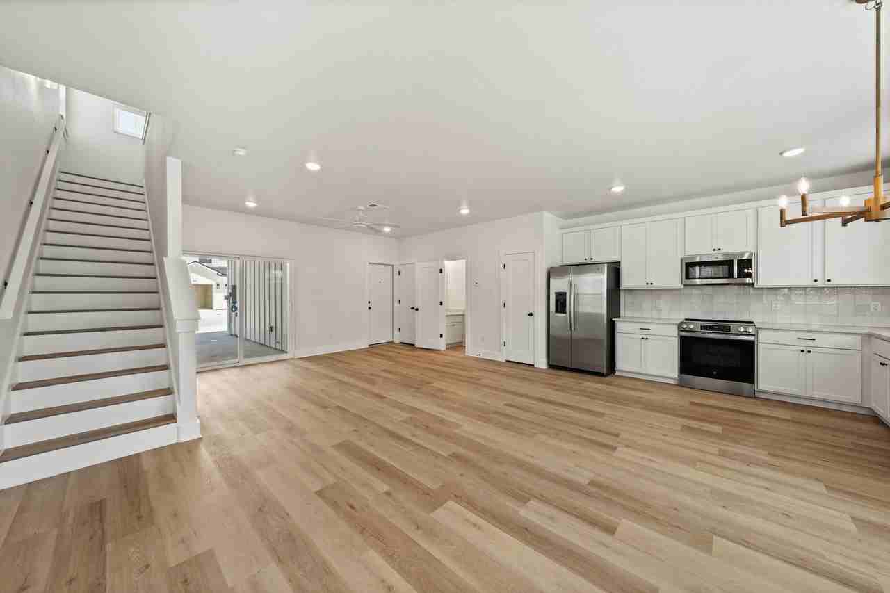 5811 South 31st StreetUnit 501 #501 - Photo 4 of 29