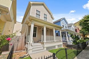 1053 W 16th St #1 - Photo 1 of 1