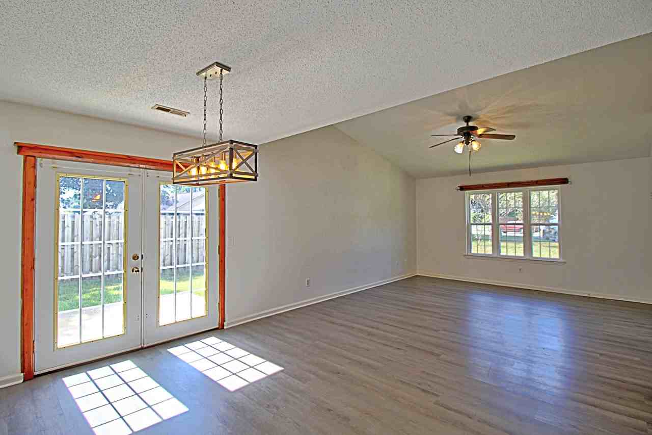 667 Demere St #1 - Photo 5 of 27