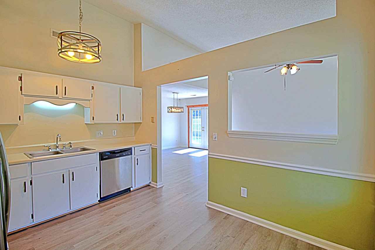 667 Demere St #1 - Photo 7 of 27