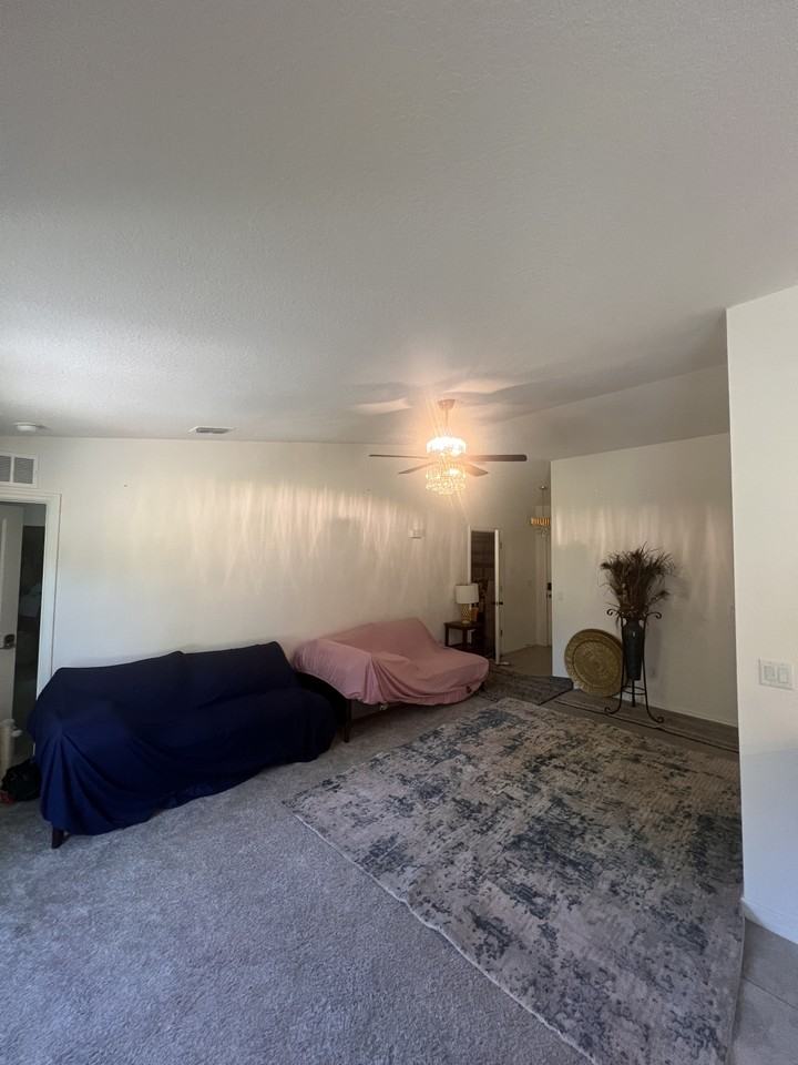 567 Poplar St Se #1 - Photo 5 of 19