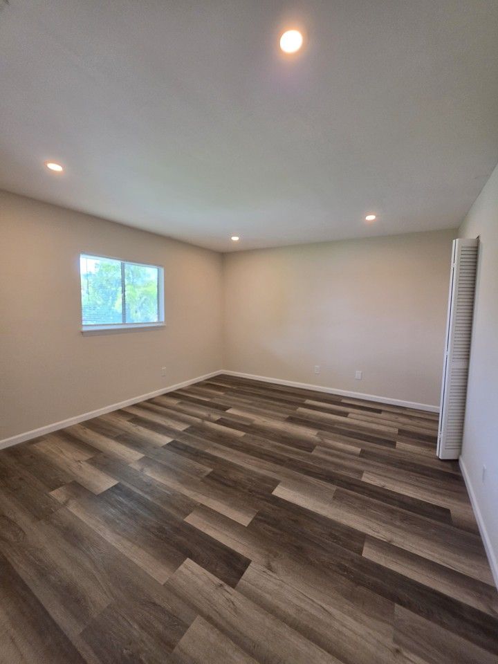 2455 Thomasson Dr #B - Photo 7 of 15