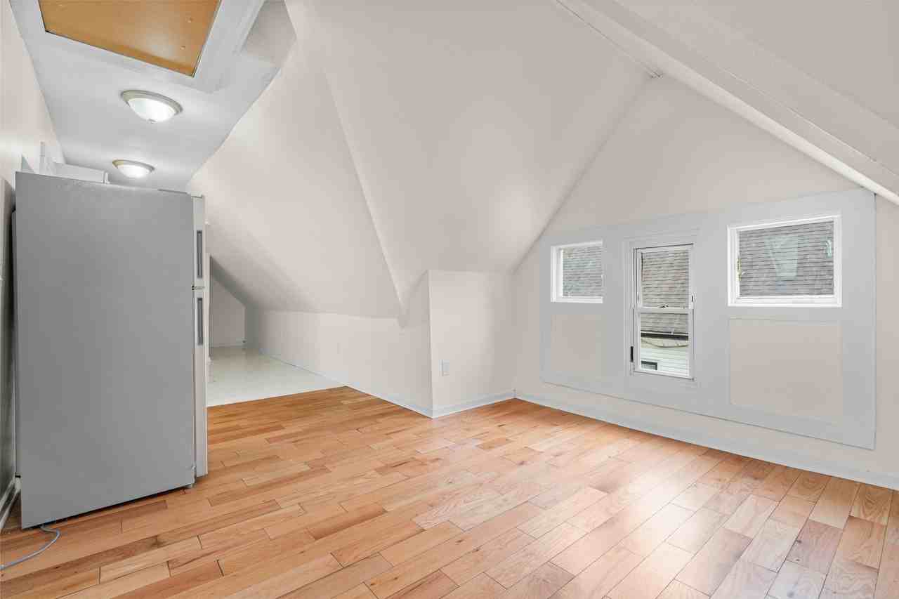 693 Dixwell Ave #3 - Photo 6 of 17