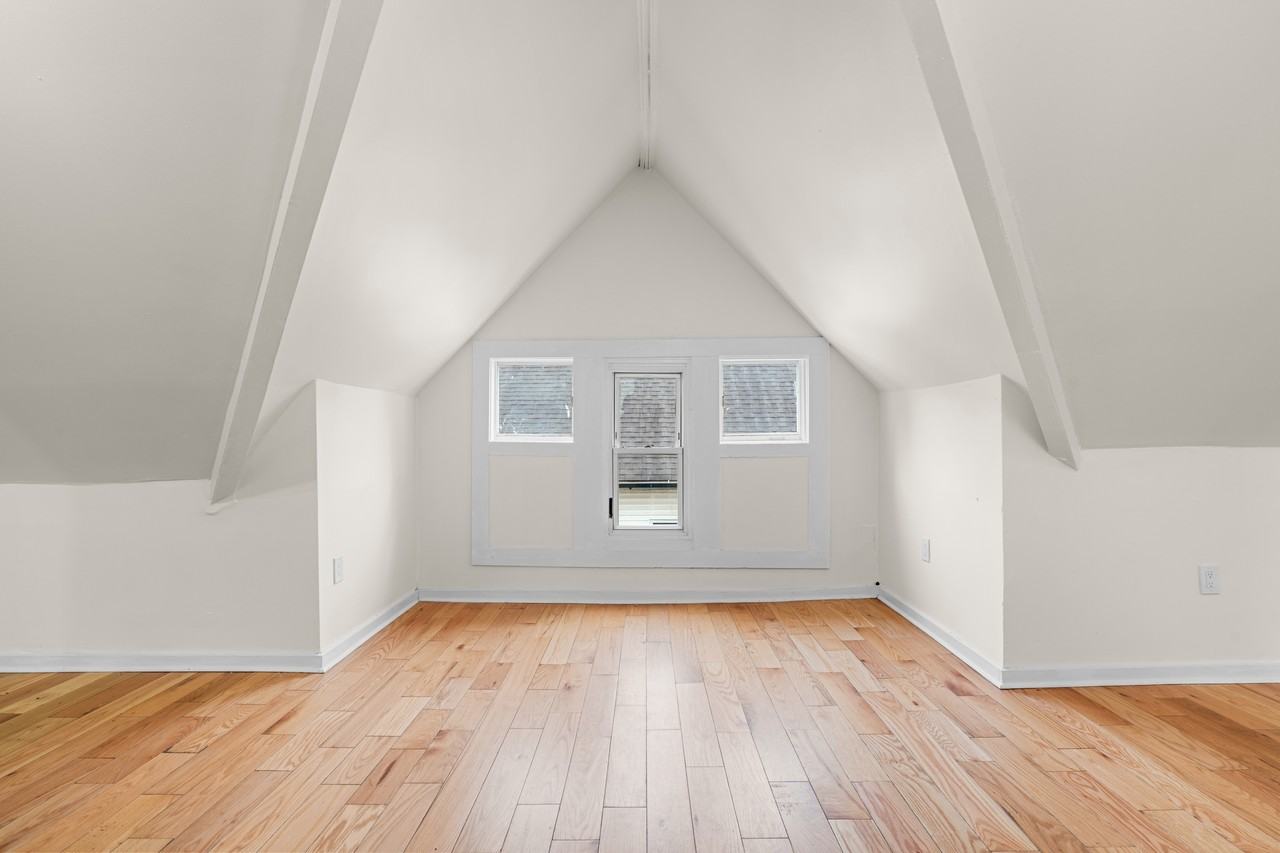 693 Dixwell Ave #3 - Photo 7 of 17