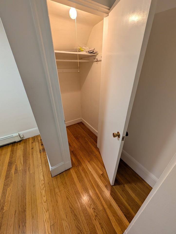 33 Seven Pines Ave #33 - Photo 5 of 21