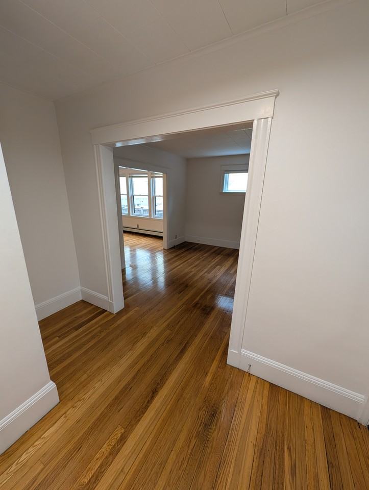 33 Seven Pines Ave #33 - Photo 6 of 21