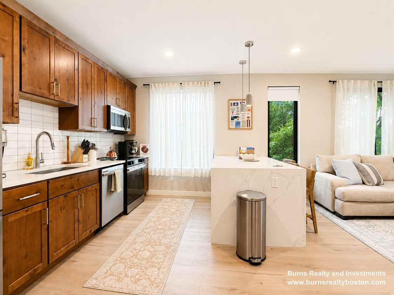 400 W Broadway #308 - Photo 2 of 21